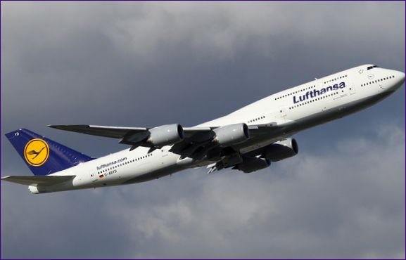 Boeing 747-8I - najdłuższy samolot pasażerski
